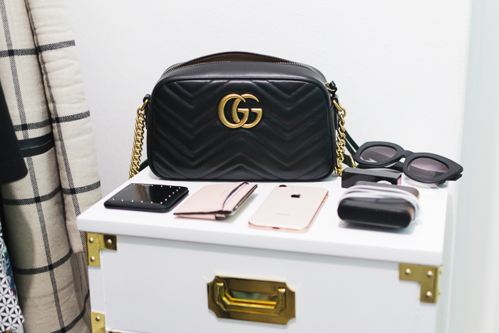 What's In My Bag?!  Gucci Marmont Bag (What Fits Inside + Review